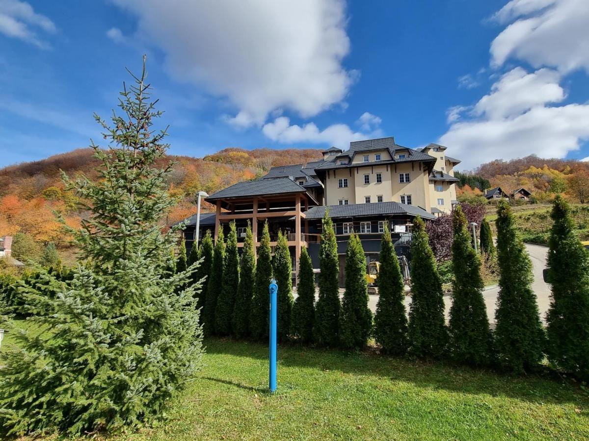 Planinsko Jutro - Brzece Centar Apartments, Kopaonik Luaran gambar